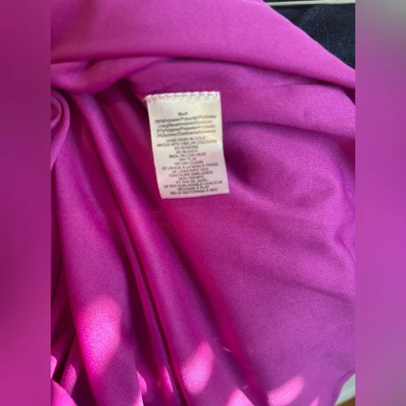 CIEBON Penny Sleeveless Sequin Cocktail Dress
Size XS NWOT - Picture 12 of 15